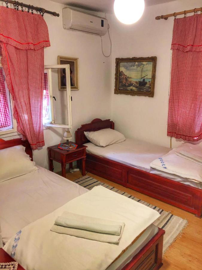 Etno Apartmani "Vlaska Kuca" Kladovo Exterior foto