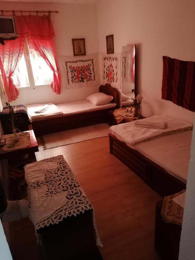 Etno Apartmani "Vlaska Kuca" Kladovo Exterior foto